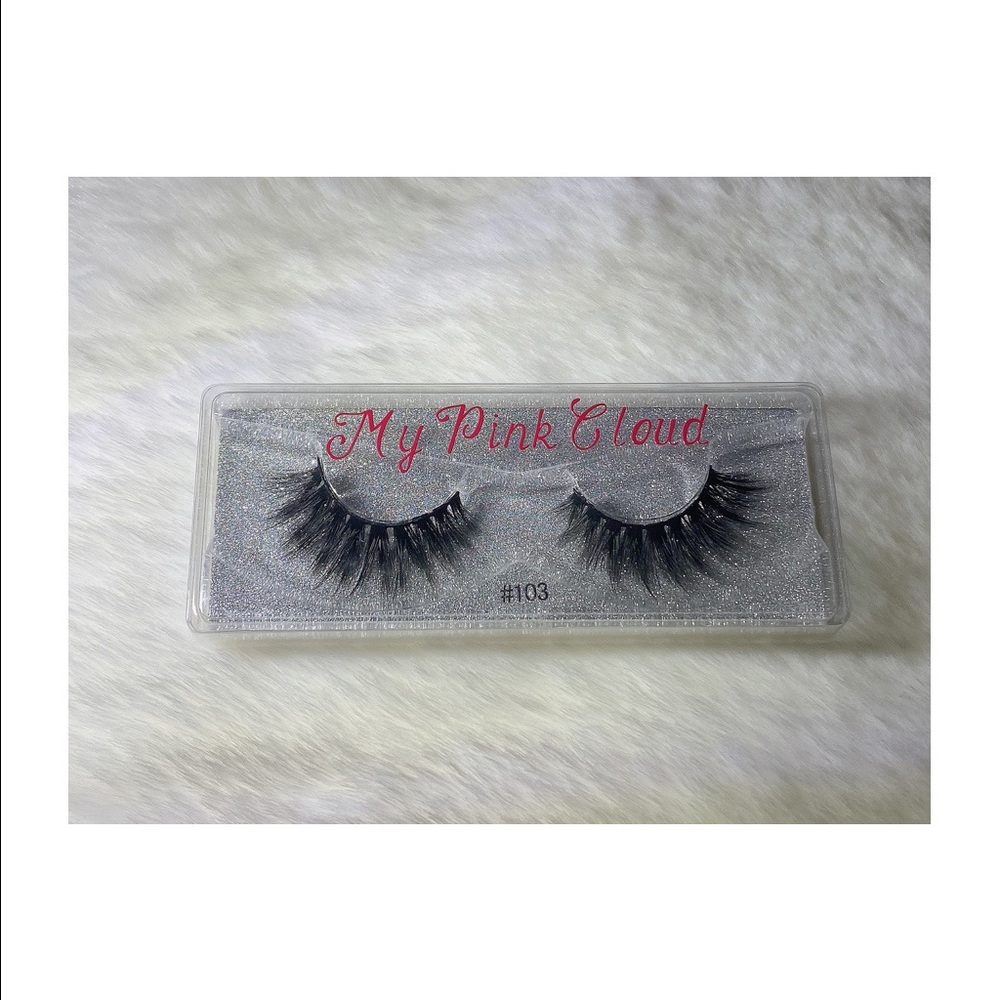 False eyelashes 3d mink.